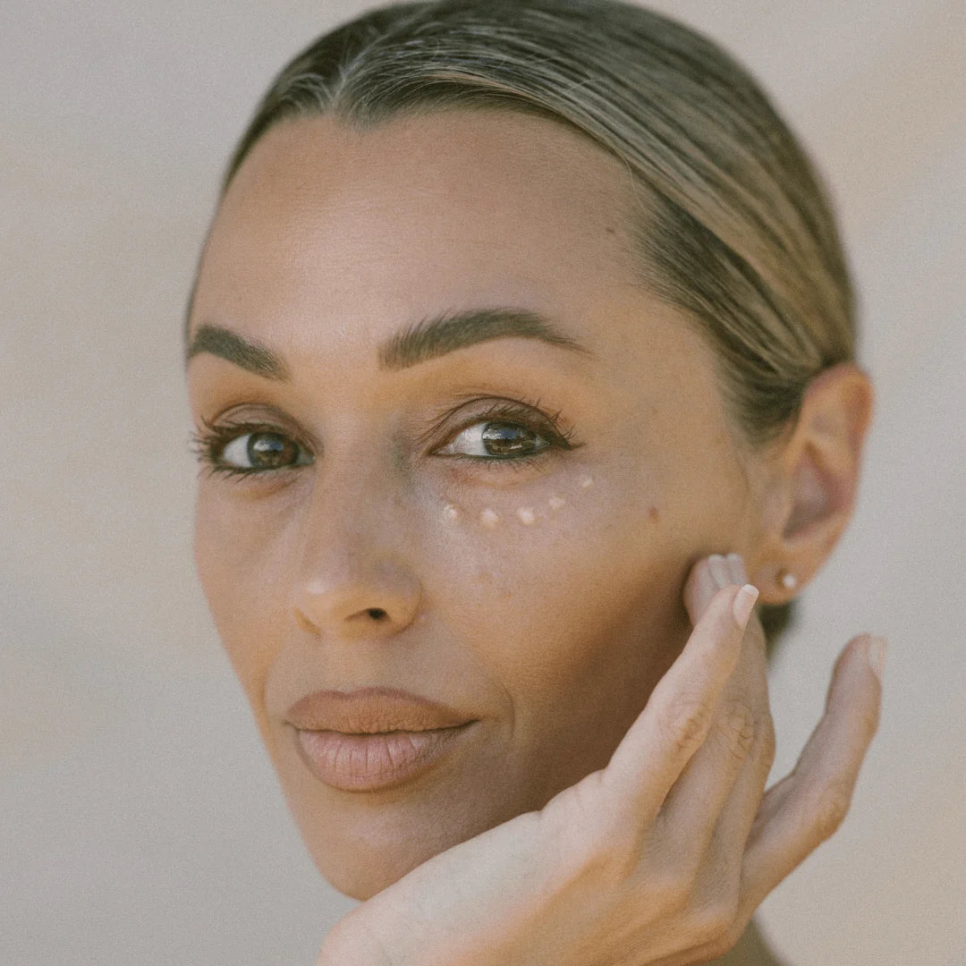 Glory Eyes – Soin Contout Des Yeux Illuminateur & Lissant - Eco By Sonya (Nouveauté en précommande)
